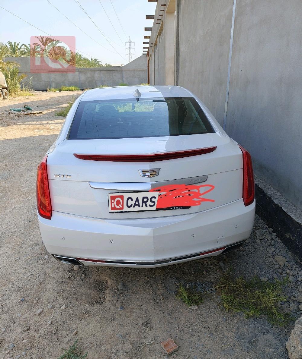 Cadillac XTS